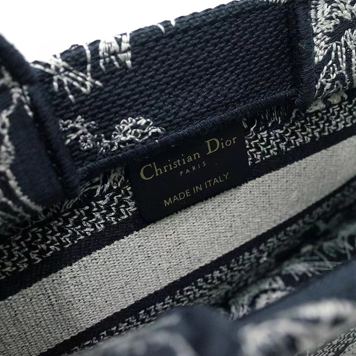 61deeec94193ea7332915d02260dabe2_1747215047_5109.jpg 61deeec94193ea7332915d02260dabe2_1747215047_5109.jpg