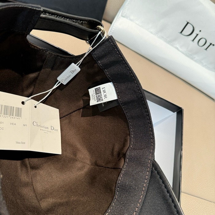 fb096ef8d9d5463f95bc28e8029c7111_1748931916_2863.jpg fb096ef8d9d5463f95bc28e8029c7111_1748931916_2863.jpg