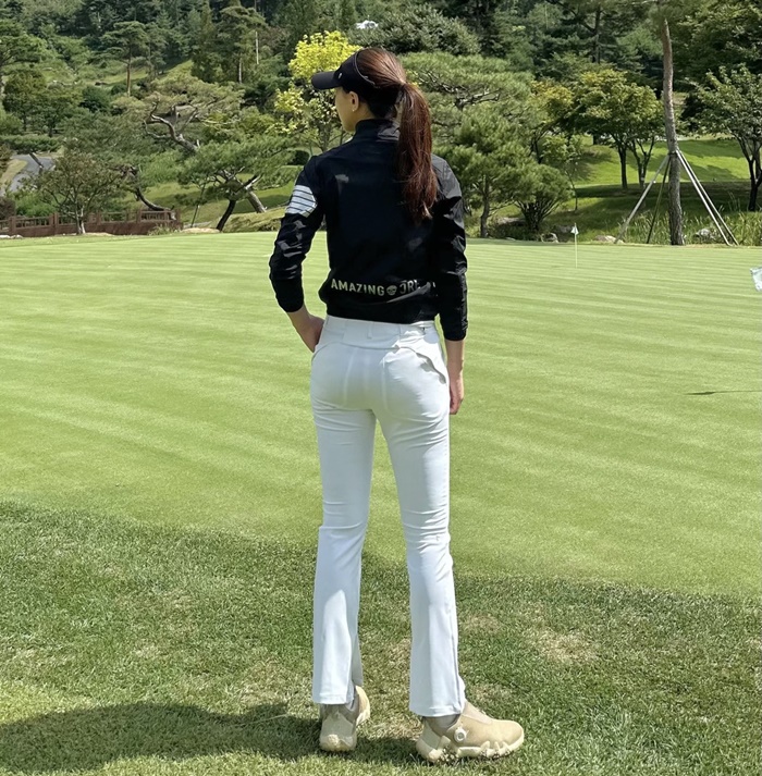 f685f0728bc63982682a0f35de895a2b_1760148894_8912.jpg f685f0728bc63982682a0f35de895a2b_1760148894_8912.jpg