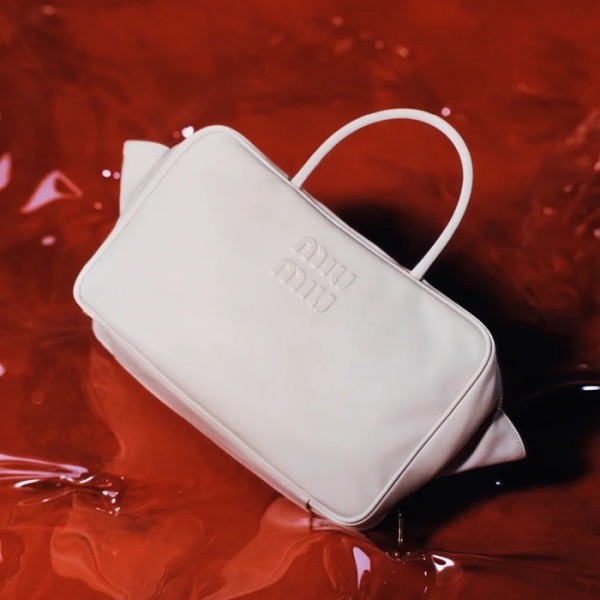 ❤미우미우 여성 화이트 토트백 - Miumiu Womens White Tote Bag - miu289x