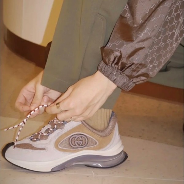 ❤구찌 남/녀 GG 카멜 라이톤 - Gucci Unisex Camel Sneakers- gu942X