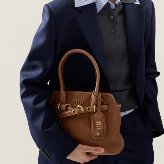 미우미우 여성 아방뛰르 나파 가죽 백 스몰 - Miumiu Womens Avanture Nappa Leather Bag