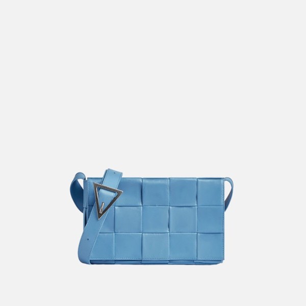 ❤보테가베네타 남/녀 미디움 인트레치아토 레더 카세트 【매장-400만원대】 - Bottega Veneta Unisex Blue Cross Bag - bv129x