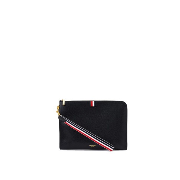 ❤톰브라운 남성 페블 삼선 스트랩 클러치 MAC083A 00198 001【매장-200만원대】 - Thom Browne Mens Black Clutch- th89x