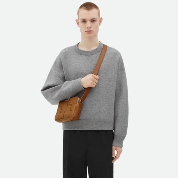 ❤보테가베네타 남성 카멜 카메라백 - Bottega Veneta Mens Camel Camera Bag - bv239x