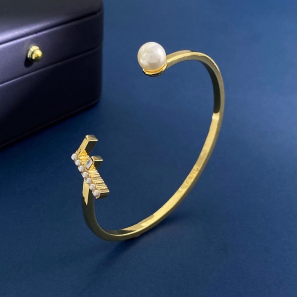 ❤펜디 여성 골드 팔찌 - Fendi Womens Gold Bangle - acc546x