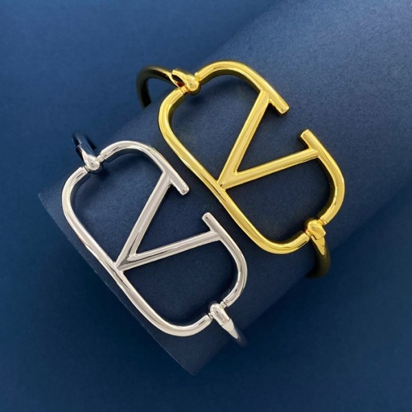 ❤발렌티노 여성 골드 팔찌 - Valentino Womens Gold Bangle - acc606x