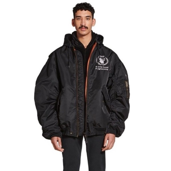 ❤발렌시아가 남성 블랙 다운 자켓 - Balenciaga Mens Black Jackets - cl64x