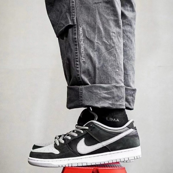❤나이키 남/녀 블랙 스니커즈 - Nike SB Dunk Low Unisex Sneakers - nis479x