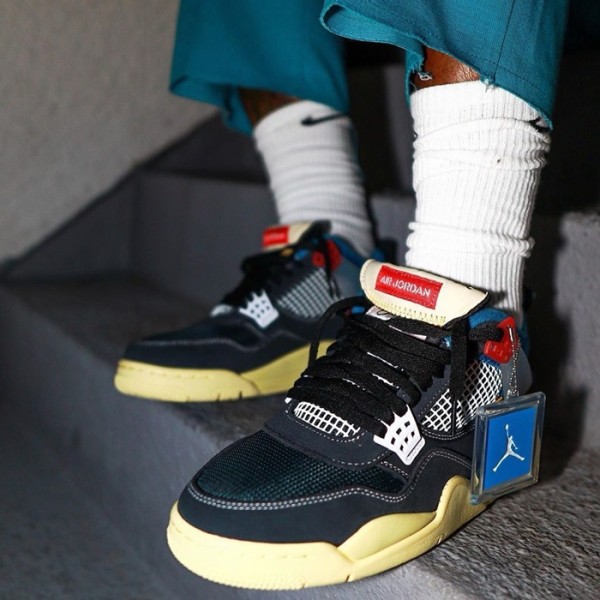 ❤나이키 남/녀 블랙 하이탑 스니커즈 - Nike Air Jordan 4 Retro Unisex Sneakers - nis543x