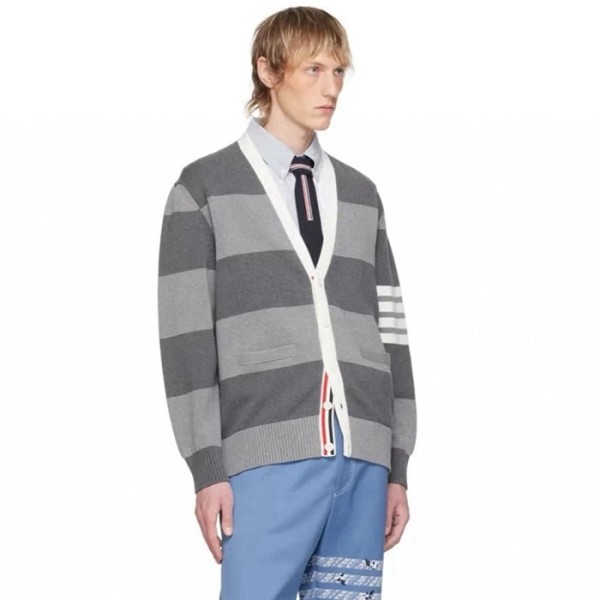 ❤톰브라운 남성 브이넥 가디건 - Thom Browne Mens V-neck Cardigan - thc3834x