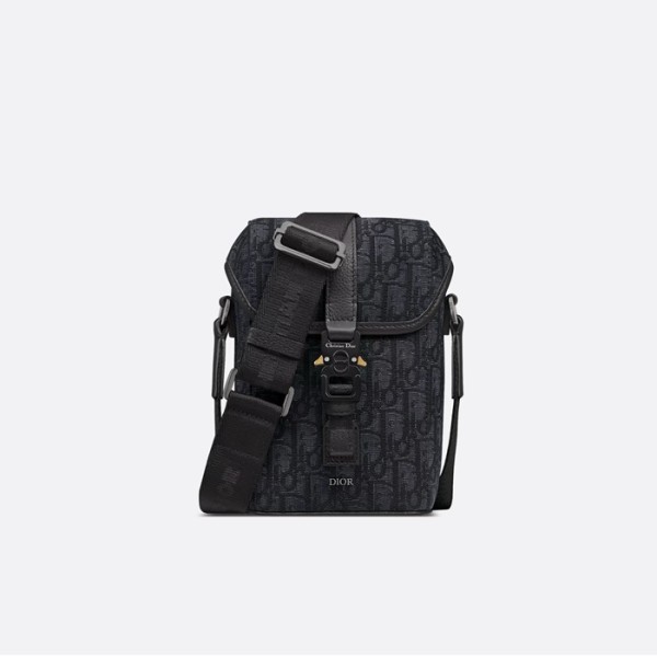 ❤디올 남성 Hit the Road 미니 플랩 버티컬 스트랩백 - Dior Mens Hit the Road Mini Flap Vertical Strap Bag - dib5502x