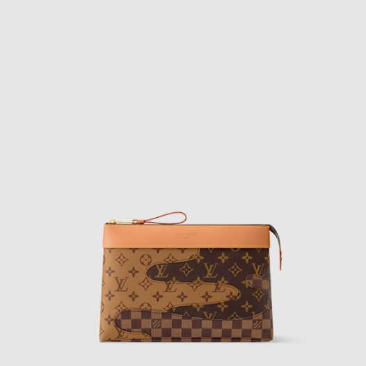 루이비통 남성 포쉐트 보야쥬 MM 클러치 M26015 - Louis vuitton Mens Pochette Voyage MM Clutch Bag - lvb8117x