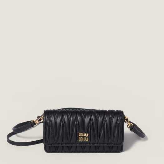 미우미우 여성 마테라쎄 나파 가죽 파우치 - Miumiu Womens Matelassé Nappa Leather Pouch