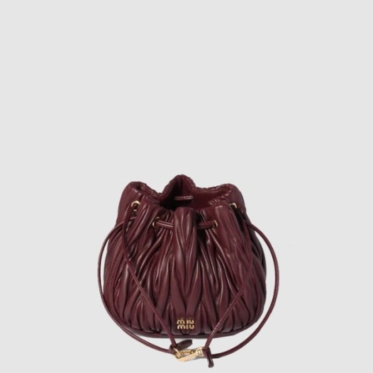 ❤미우미우 여성 마테라쎄 나파 가죽 파우치 - Miumiu Womens Matelasse Nappa Leather Pouch - mib10129x