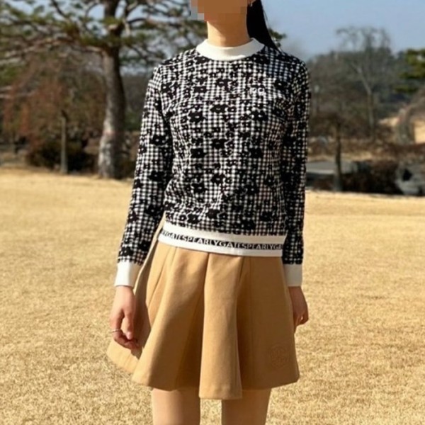 ❤[Pearly Gates] 파리게이츠 여성 트위드패턴 플라워 스웨터 - gol1898x