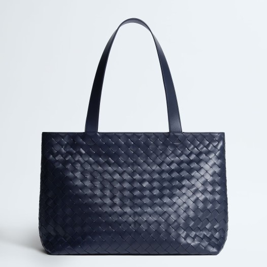 보테가베네타 남성 스몰 인트레치아토 지퍼 토트 백 미드나잇 Bottega veneta Mens Large Intrecciato Zipper Tote Bag